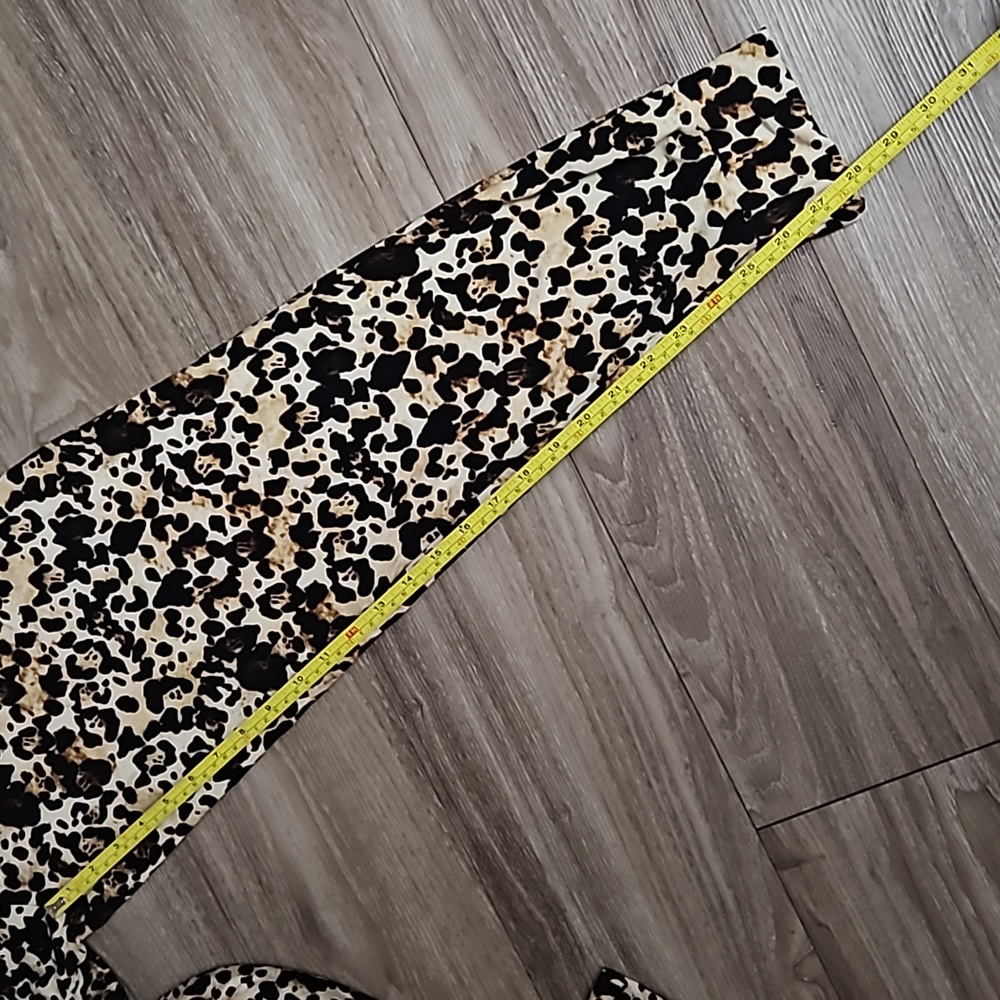 Leopard Print Joggers With Pockets Soft Material Stretchy Drawstring Waist - Picture 15 of 16
